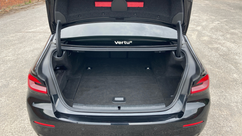 BMW 5 Series 530e SE 4dr Auto Saloon